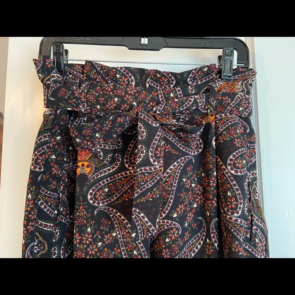 Stradivarius paperbag printed pants, size 10
